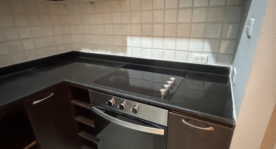 Wohnung zur Miete mit 1 Zimmer in Sathon, Bangkok