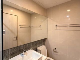 Condo en alquiler de 2 habitaciones en Ratchathewi, Bangkok