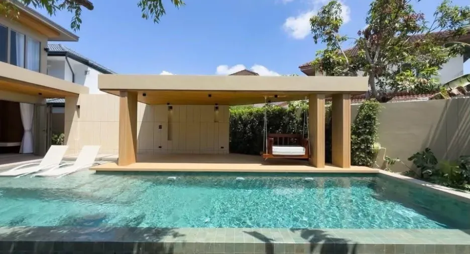 Villa en venta y en alquiler de 4 habitaciones en Mueang Phuket, Phuket