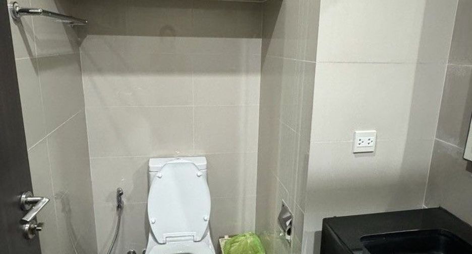 Продажа и аренда 1 кровать кондо в Кхлонг Тоеи, Бангкок