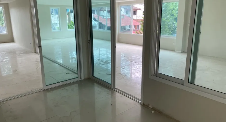 Reihenhaus zum Kauf und zur Miete mit 8 Zimmer in Mueang Chiang Mai, Chiang Mai