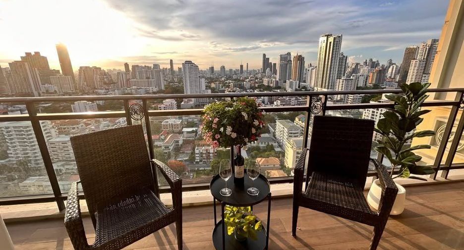 Condo en alquiler de 2 habitaciones en Watthana, Bangkok