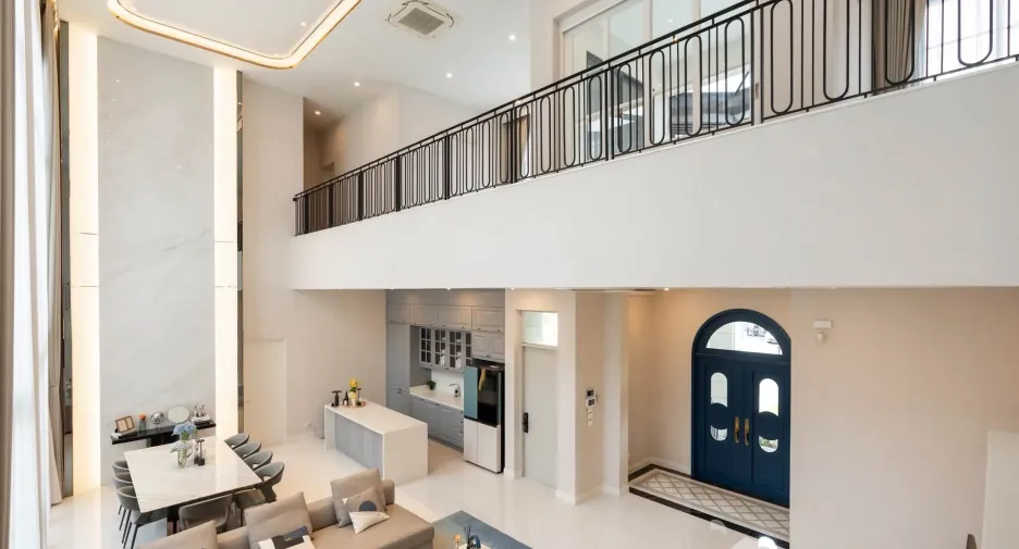 Haus zum Kauf und zur Miete mit 4 Zimmer in Bang Kapi, Bangkok
