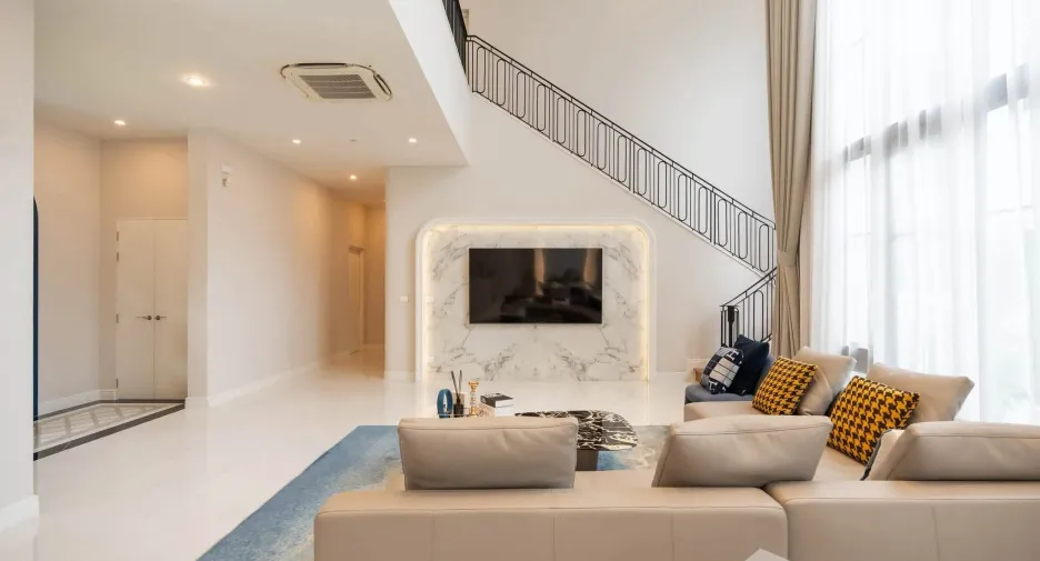 Haus zum Kauf und zur Miete mit 4 Zimmer in Bang Kapi, Bangkok