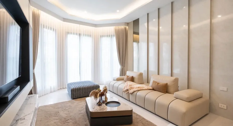 Haus zum Kauf und zur Miete mit 4 Zimmer in Bang Kapi, Bangkok