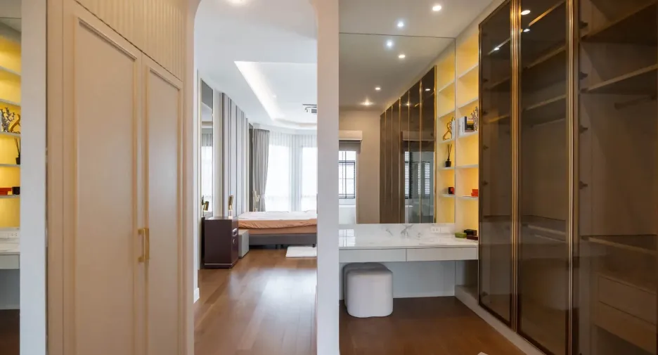 Haus zum Kauf und zur Miete mit 4 Zimmer in Bang Kapi, Bangkok