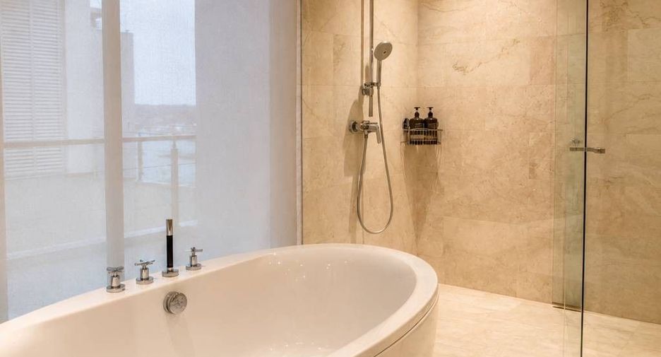 Villa zum Kauf mit 4 Zimmer in Mueang Phuket, Phuket