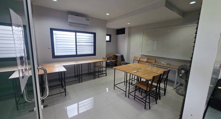 Продажа 7 спальни дом в Mueang Chiang Mai, Чианг Маи