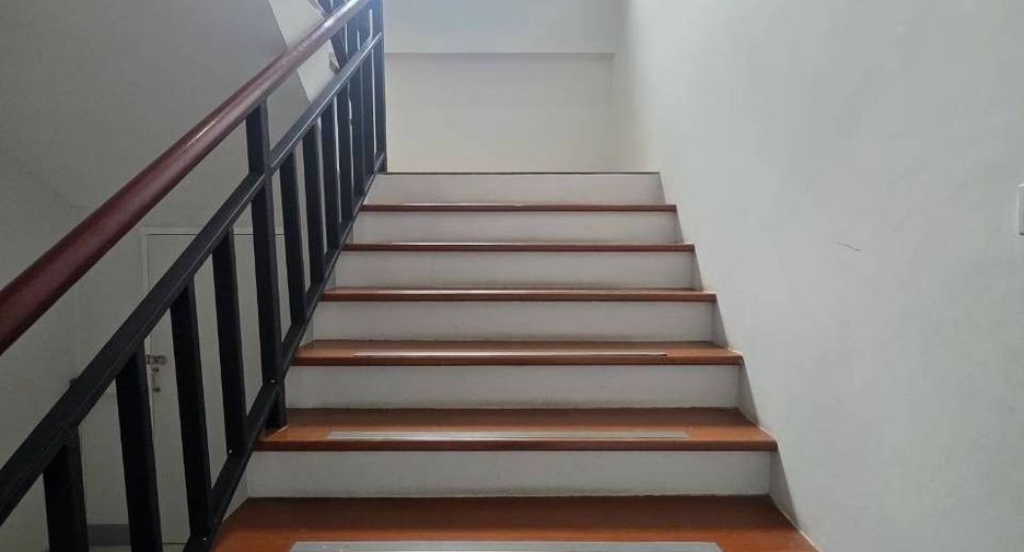 Продажа 7 спальни дом в Mueang Chiang Mai, Чианг Маи