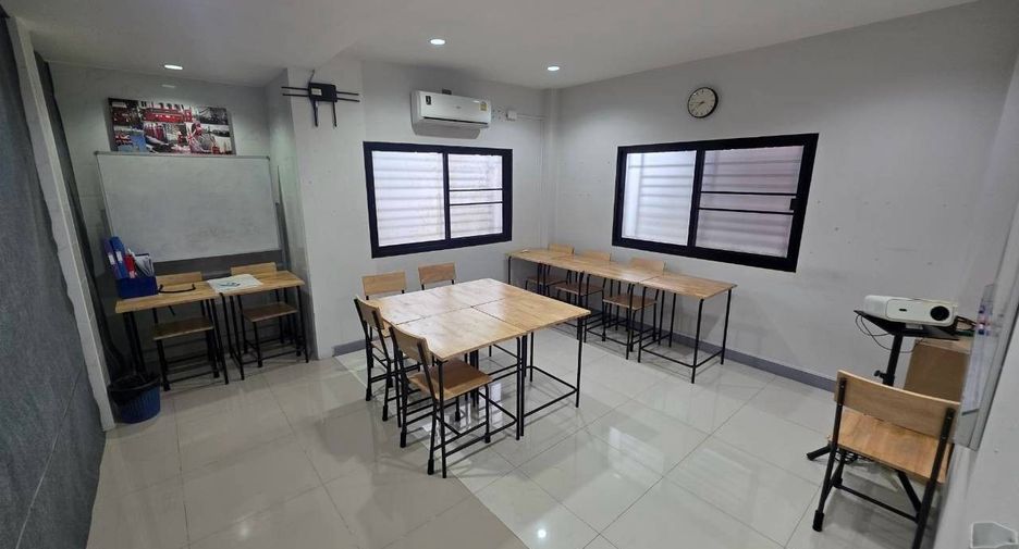 Продажа 7 спальни дом в Mueang Chiang Mai, Чианг Маи