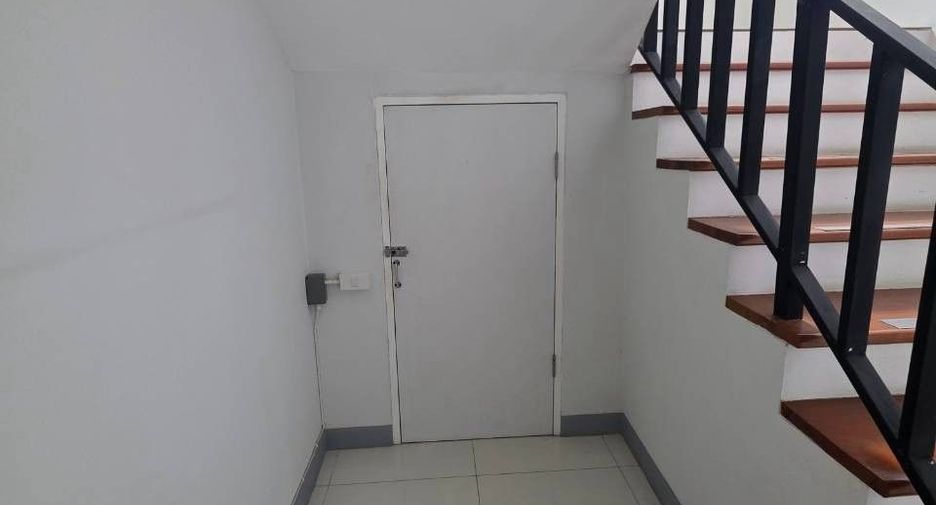Продажа 7 спальни дом в Mueang Chiang Mai, Чианг Маи