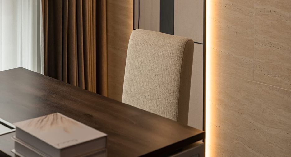 Condo en venta de 2 habitaciones en Khlong Toei, Bangkok