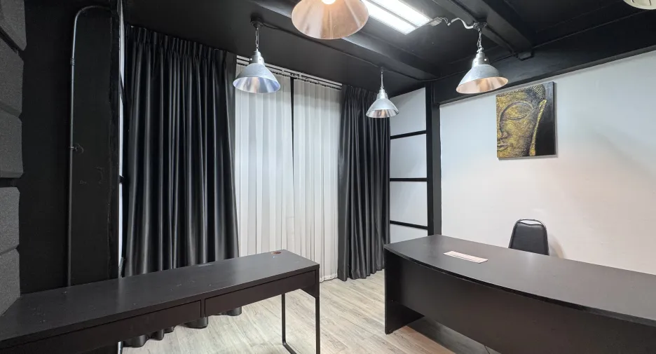 Wohnung zum Kauf mit 2 Zimmer in Huai Khwang, Bangkok