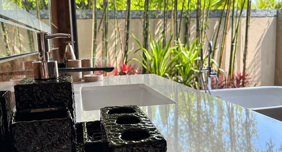 Villa en alquiler de 4 habitaciones en Mueang Phuket, Phuket
