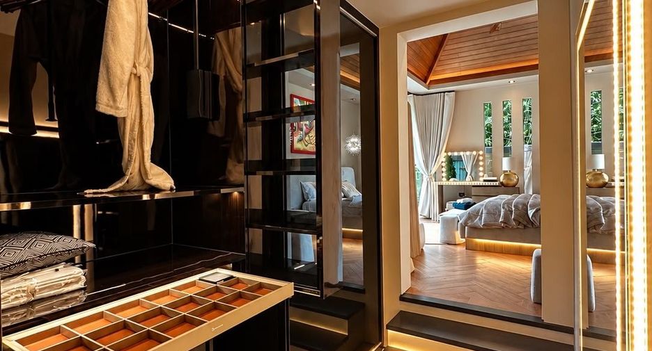 Villa en alquiler de 4 habitaciones en Mueang Phuket, Phuket