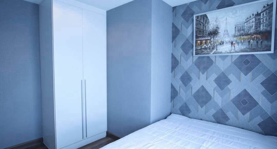 Wohnung zur Miete mit 3 Zimmer in Huai Khwang, Bangkok