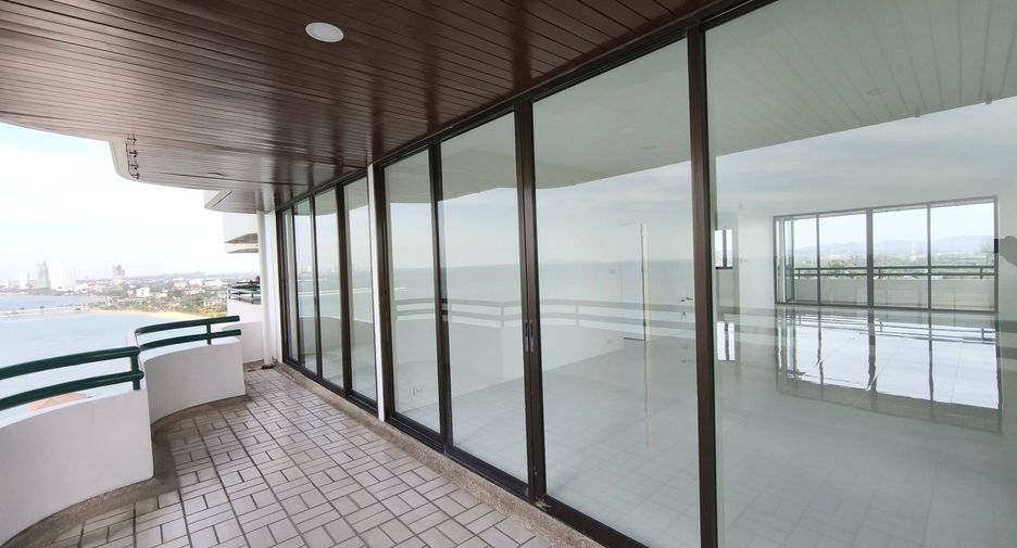 For sale 2 bedrooms condo in Na Jomtien, Pattaya