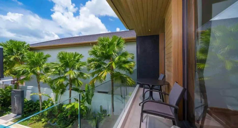 À louer 5 chambres villa à Mueang Phuket, Phuket