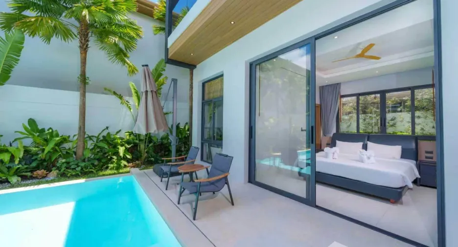 À louer 5 chambres villa à Mueang Phuket, Phuket