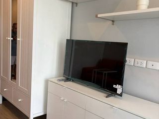 Wohnung zur Miete mit Studio in Khlong Toei, Bangkok