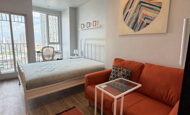 For rent studio condo in Khlong Toei, Bangkok
