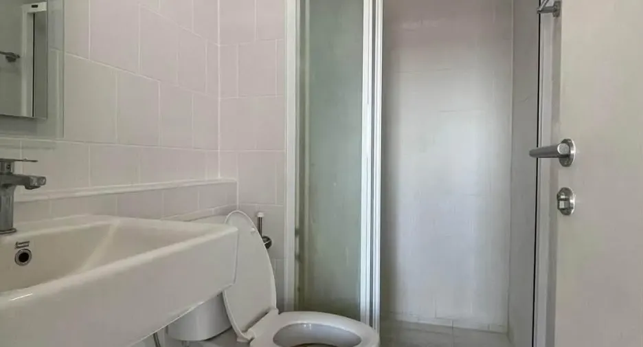 For rent 1 bed condo in Bang Khen, Bangkok