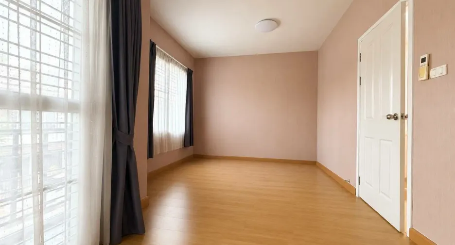 Продажа 3 спальни дом в Bang Phli, Самутпракан