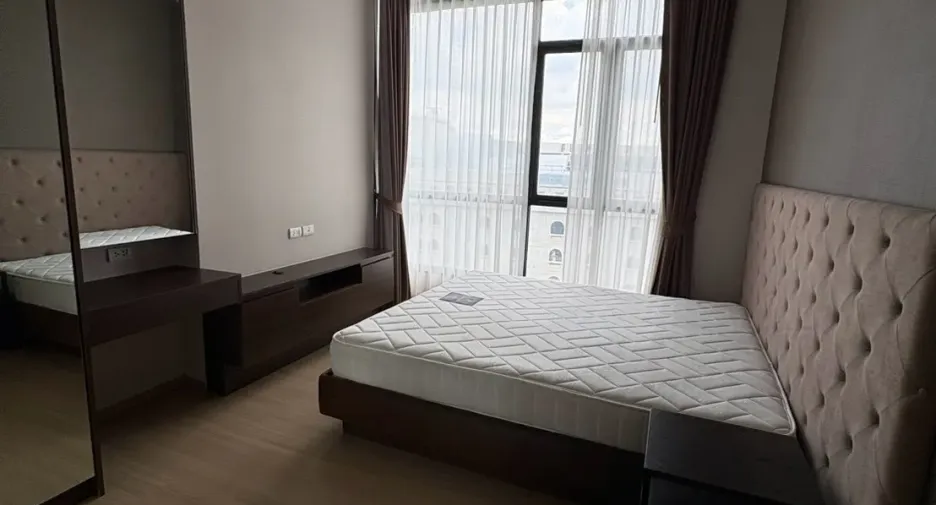 For sale 2 bedrooms condo in Watthana, Bangkok