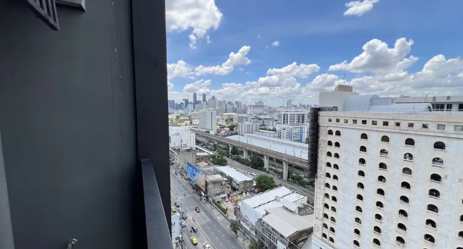For sale 2 bedrooms condo in Watthana, Bangkok