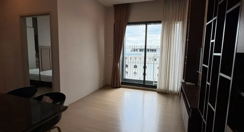 For sale 2 bedrooms condo in Watthana, Bangkok