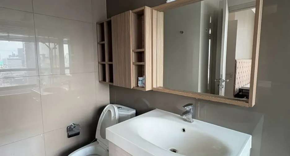 For sale 2 bedrooms condo in Watthana, Bangkok