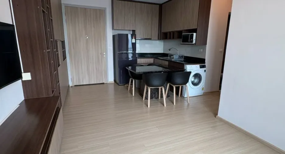 For sale 2 bedrooms condo in Watthana, Bangkok