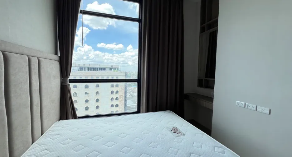 For sale 2 bedrooms condo in Watthana, Bangkok