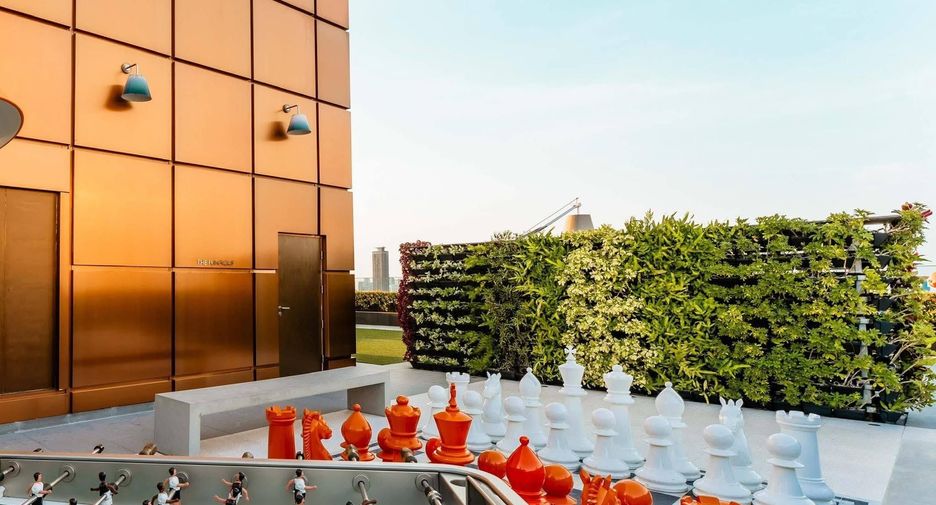 Condo en venta y en alquiler de 2 habitaciones en Watthana, Bangkok
