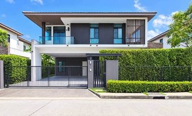 Casa en venta y en alquiler de 4 habitaciones en Sai Mai, Bangkok