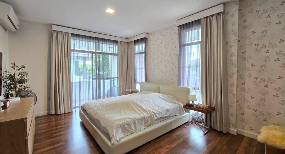 Casa en venta y en alquiler de 4 habitaciones en Sai Mai, Bangkok