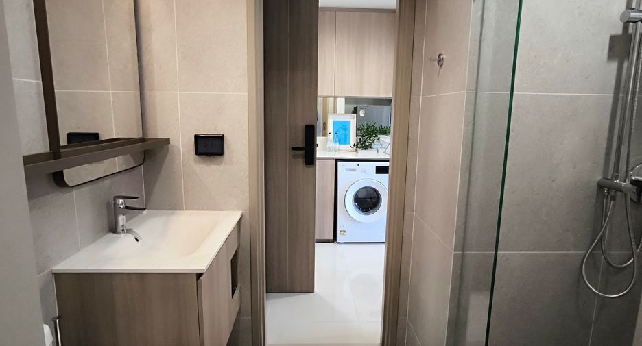 Продажа 1 кровать кондо в Дусит, Бангкок