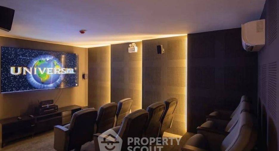 For sale 2 bedrooms condo in Wang Thonglang, Bangkok