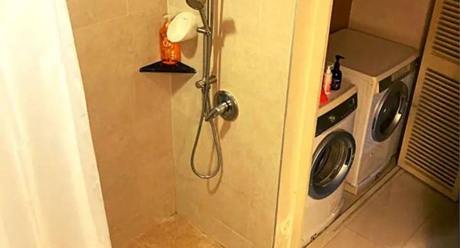 For rent 1 bed condo in Pathum Wan, Bangkok