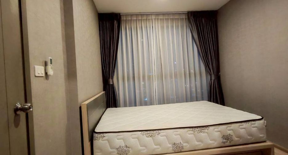 For rent 2 bedrooms condo in Bang Na, Bangkok