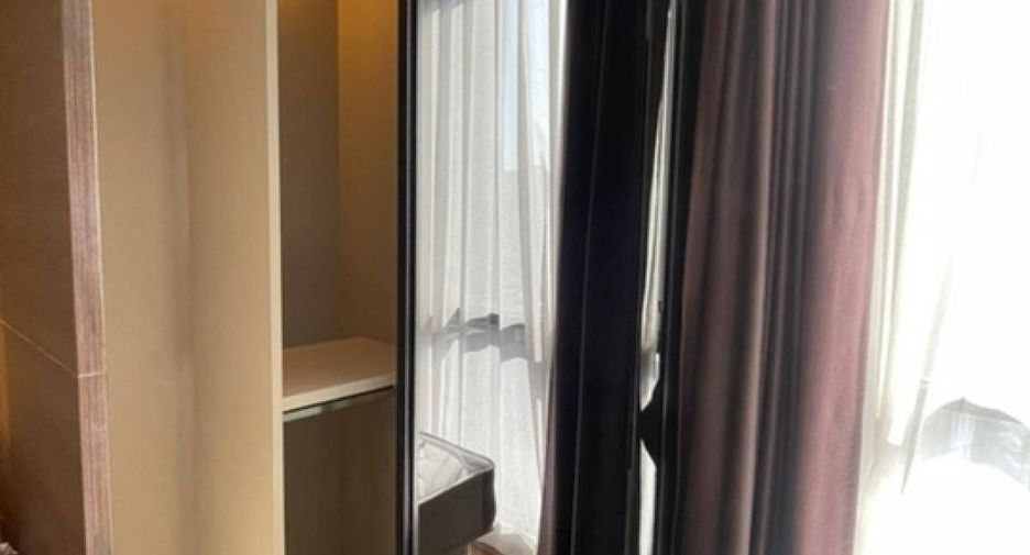Condo en alquiler de 1 habitaciones en Huai Khwang, Bangkok