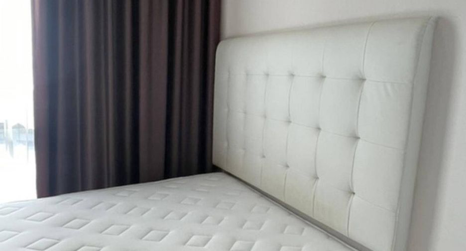 Condo en alquiler de 1 habitaciones en Huai Khwang, Bangkok
