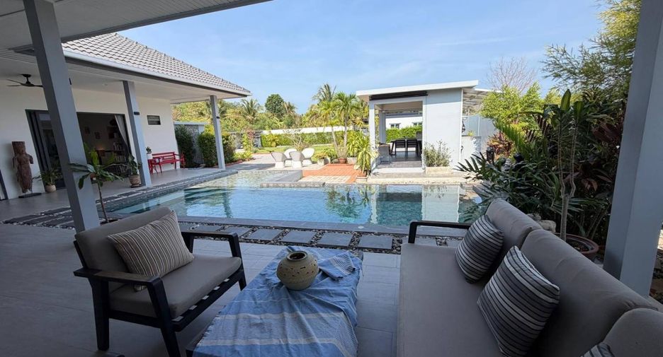 For sale 3 bedrooms house in Hua Hin, Prachuap Khiri Khan