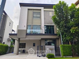 出租 4 卧室 独立屋 在 Phra Khanong, 曼谷