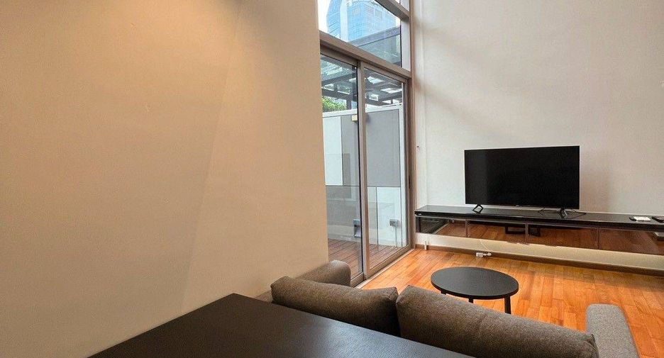 For rent 2 ベッドルーム condo in Khlong Toei, Bangkok