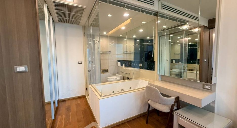 For rent 1 Beds condo in Sathon, Bangkok