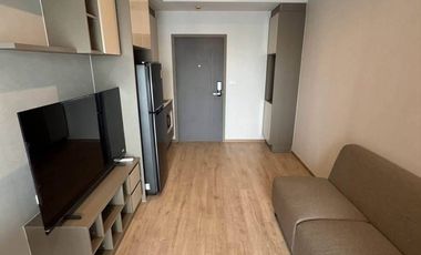 Condo en alquiler de 1 habitaciones en Huai Khwang, Bangkok