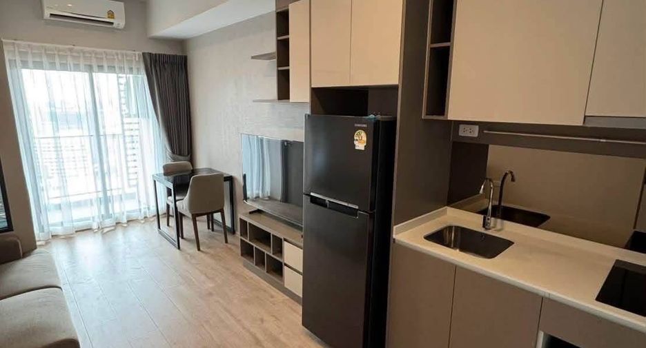 For rent 1 bed condo in Huai Khwang, Bangkok