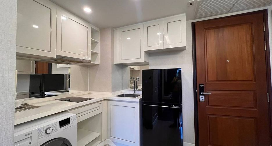 Wohnung zur Miete mit 1 Zimmer in Huai Khwang, Bangkok