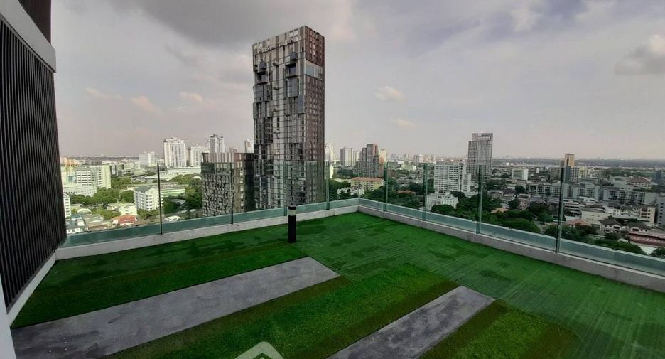 For rent 2 bedrooms condo in Khlong Toei, Bangkok